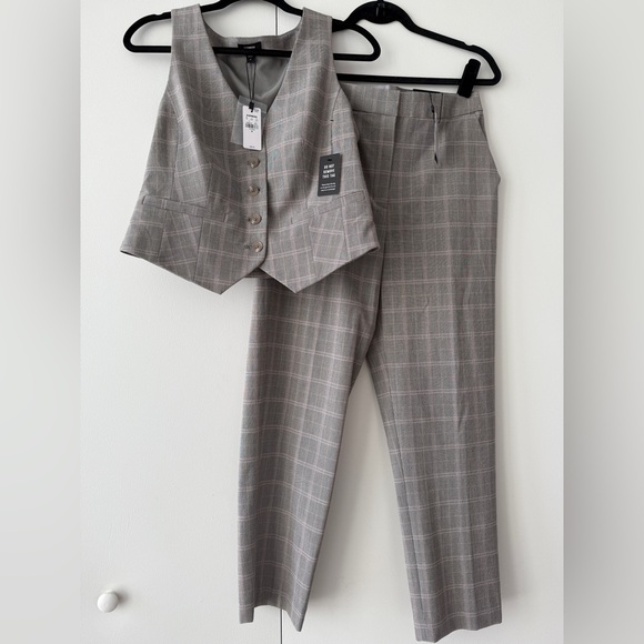 Express Top - Picture 3 of 3